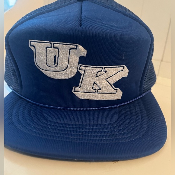 Vintage University of Kentucky Trucker Hat - Picture 4 of 4